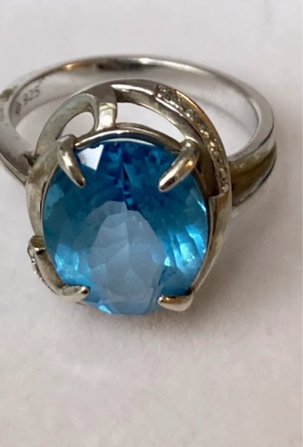 Sterling Silver Blue Topaz  Gemstone Ring 925 Silver