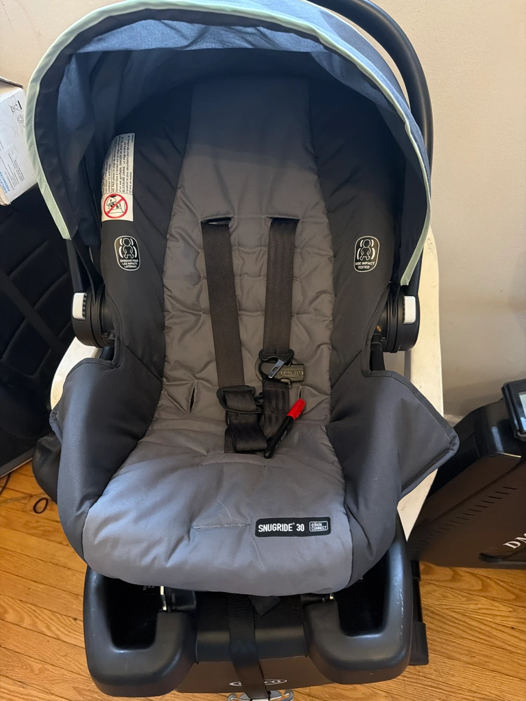 Graco SnugRide 30 Infant Car Seat - photo 3