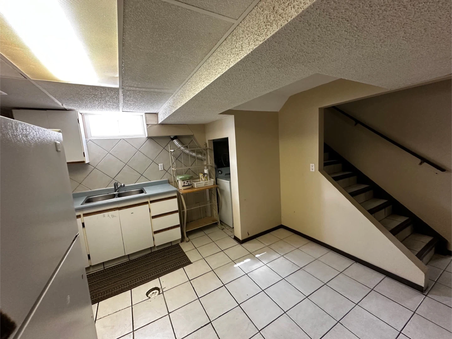 Room for Rent - photo 4