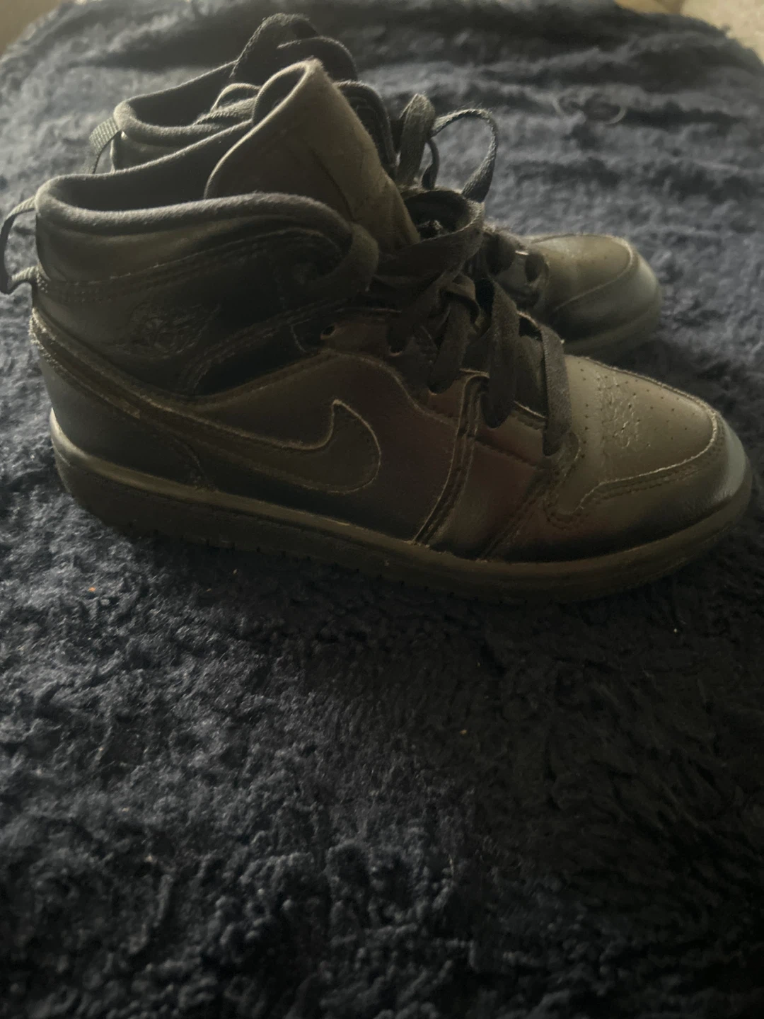 Nike Air Jordan 1 Mid SE Black Sneakers - photo 2
