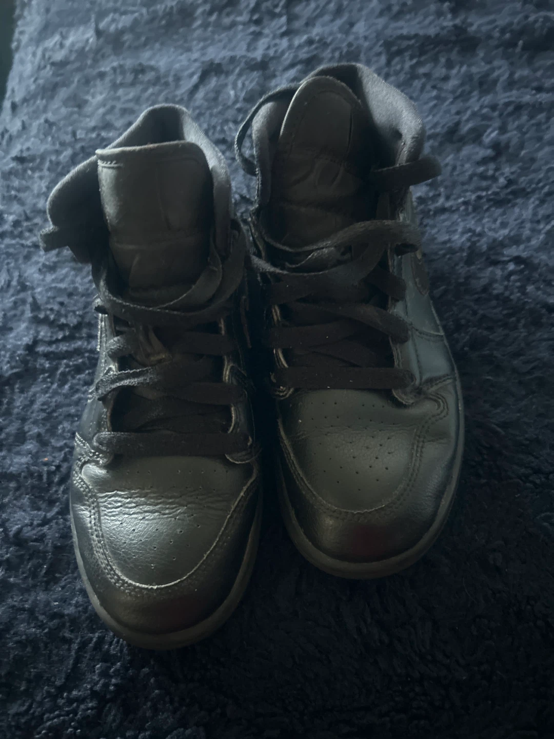Nike Air Jordan 1 Mid SE Black Sneakers