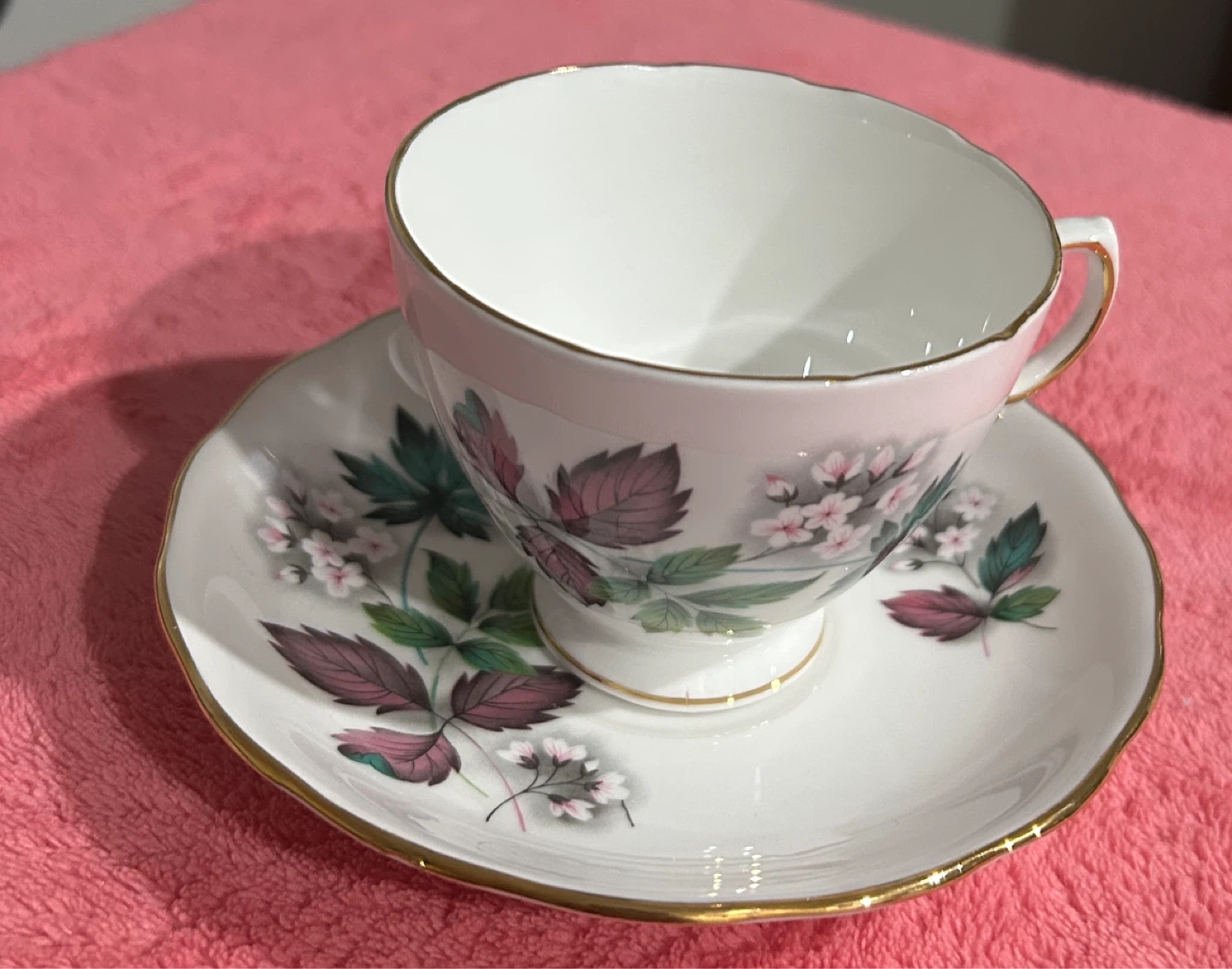 Vintage Royal Vale tea cup & saucer