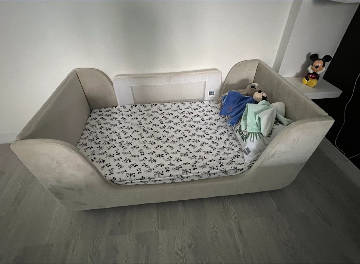 Toddler Bed with mattress