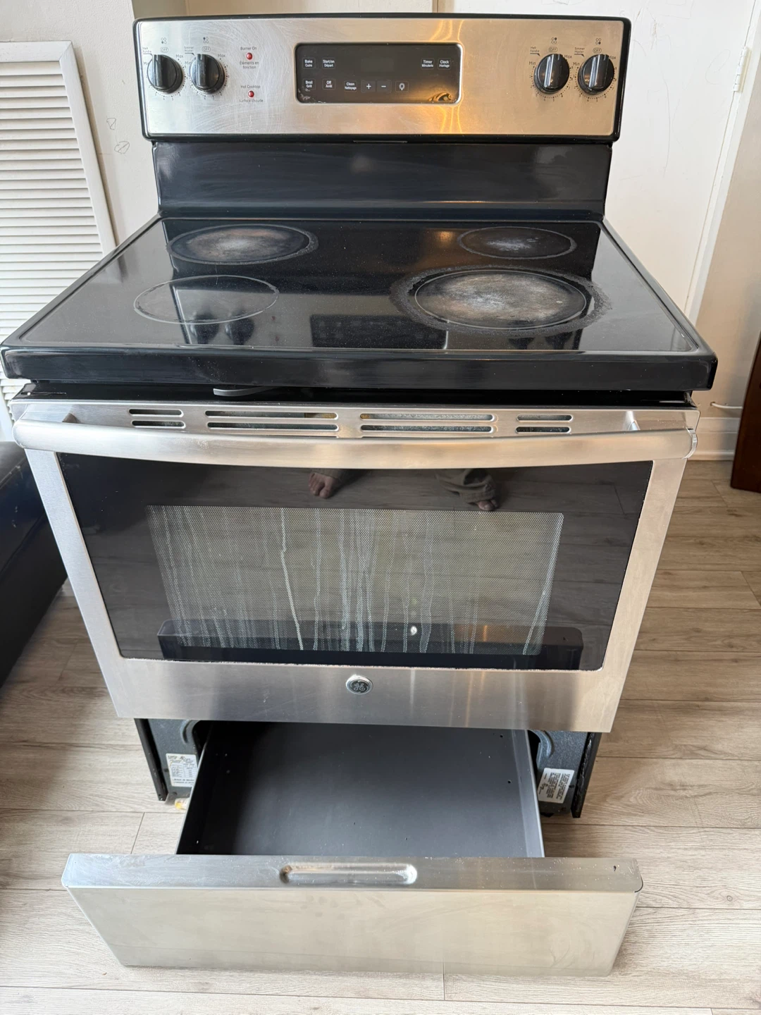 GE Electric Coil Stove - photo 3