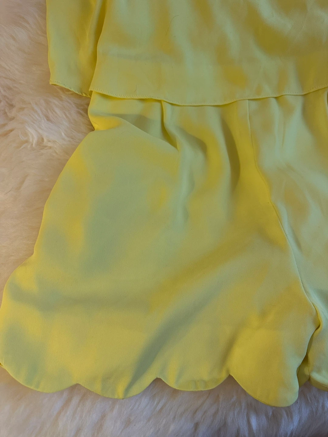 Yellow Scalloped Hem Romper - photo 4