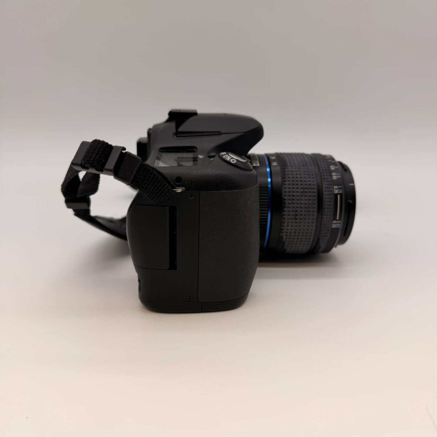 Samsung GX-1L DSLR Camera with 18-55mm Lens - photo 3