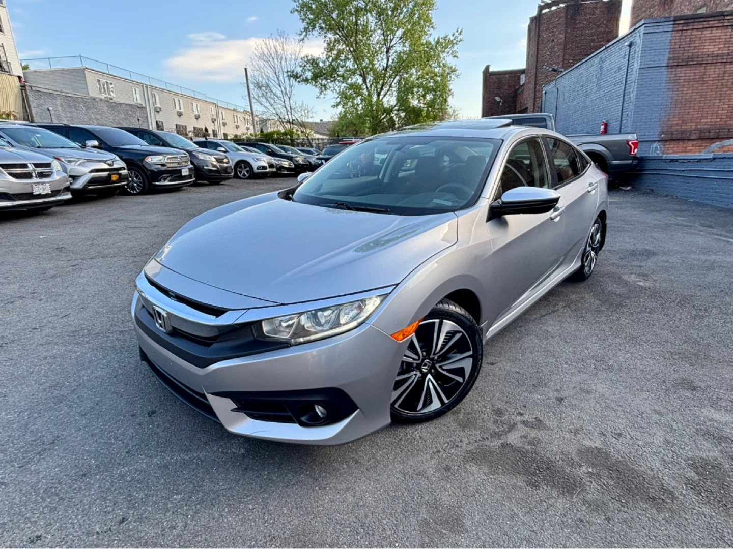 2018 Honda Civic EX-T 97K Miles ✅✅