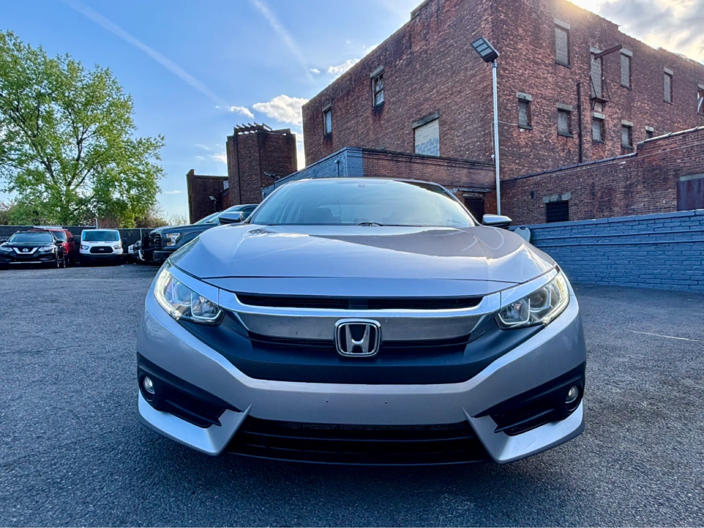 2018 Honda Civic EX-T 97K Miles ✅✅ - photo 2