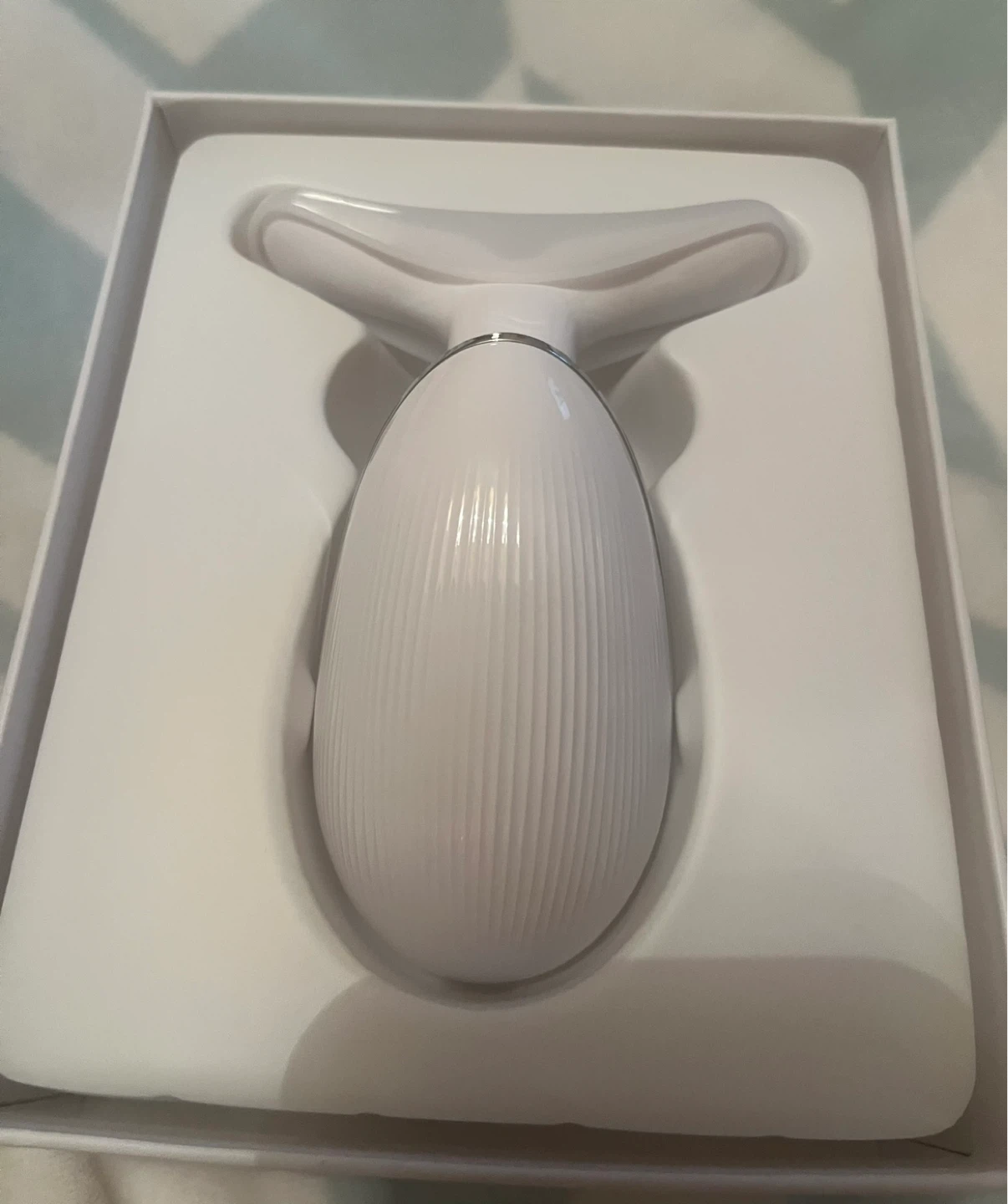 Red Light Therapy Device for Face & Neck - photo 2