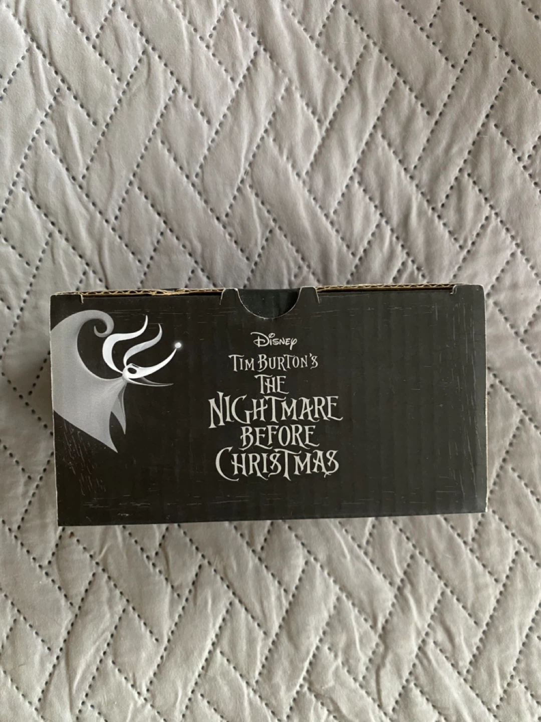 BNIB Nightmare Before Christmas salt and pepper shakers - photo 2