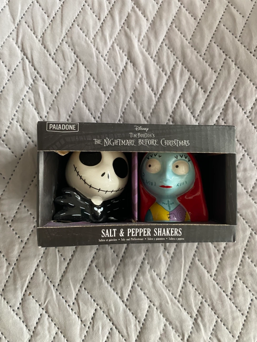 BNIB Nightmare Before Christmas salt and pepper shakers