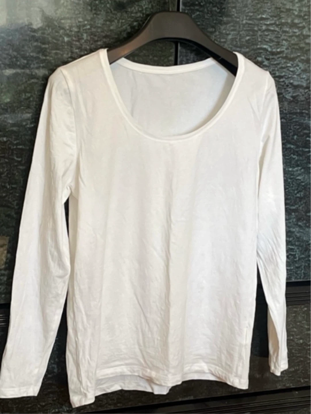 H&M Long Sleeve Scoop Neck Tops (White & Black) - photo 2
