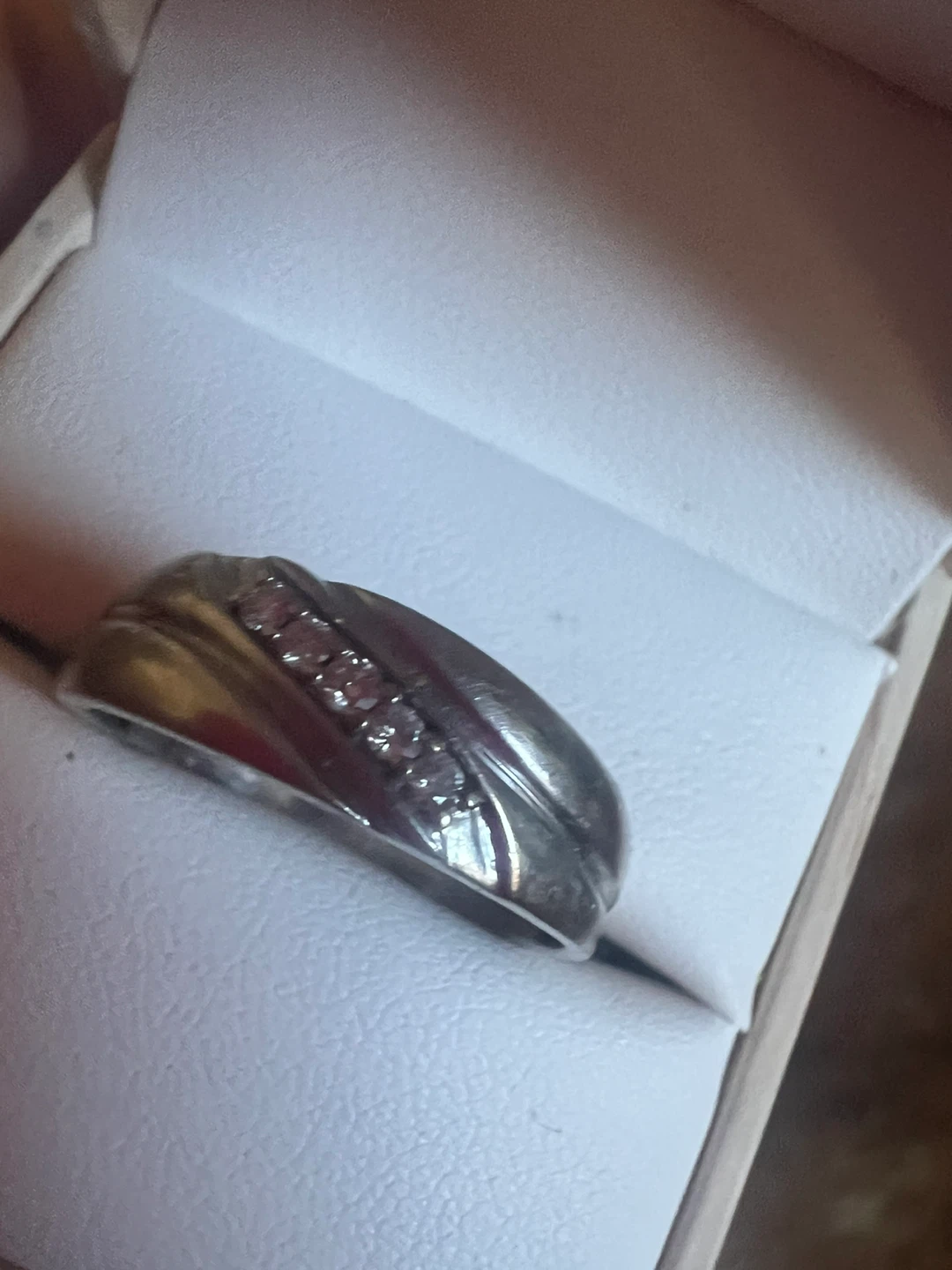10K men’s Gold Ring with Diamonds