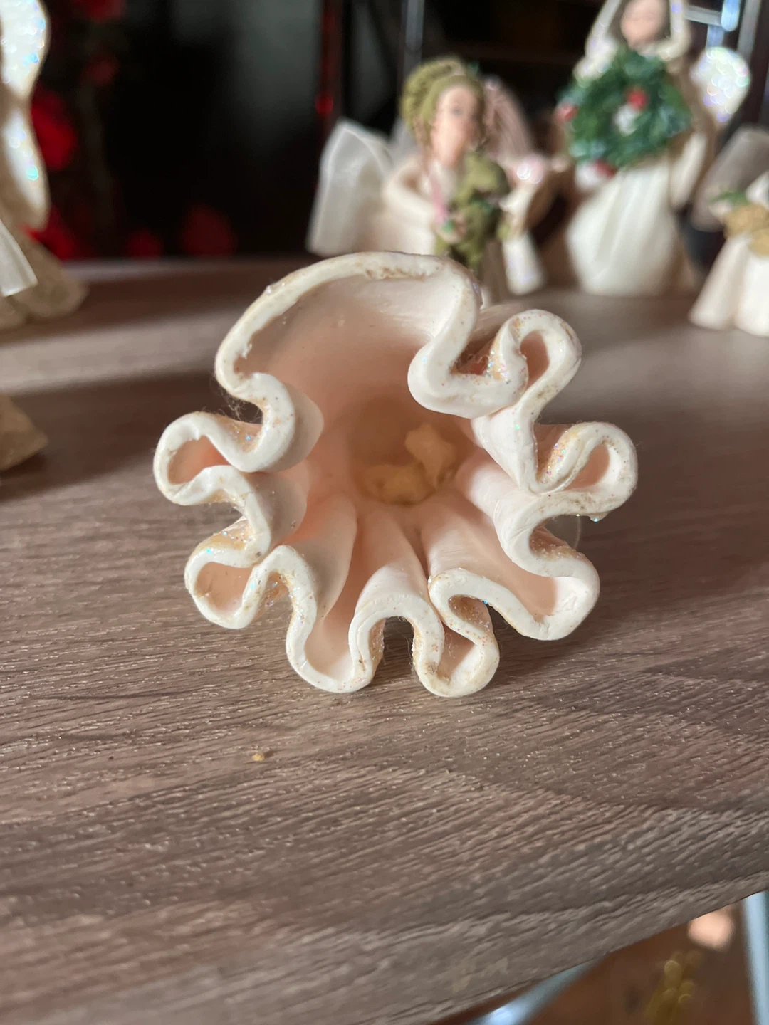 Angel figurine with heart charm - photo 4