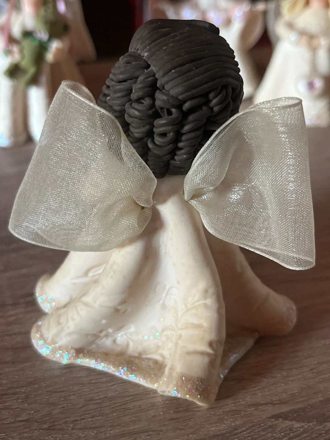 Bride Figurine with Bouquet - photo 3