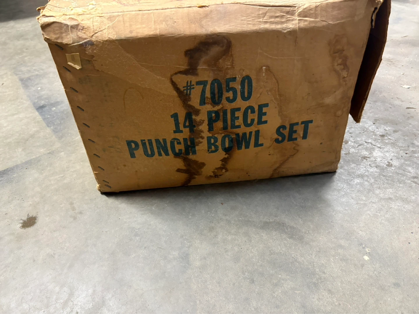 14 Piece Glass Punch Bowl Set