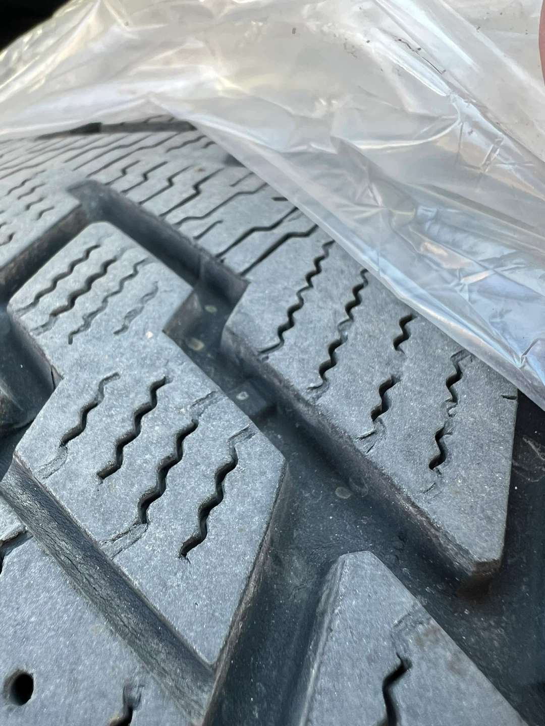 205/60R16 GT Radial ICEPRO3 Winter tires On rims - photo 5