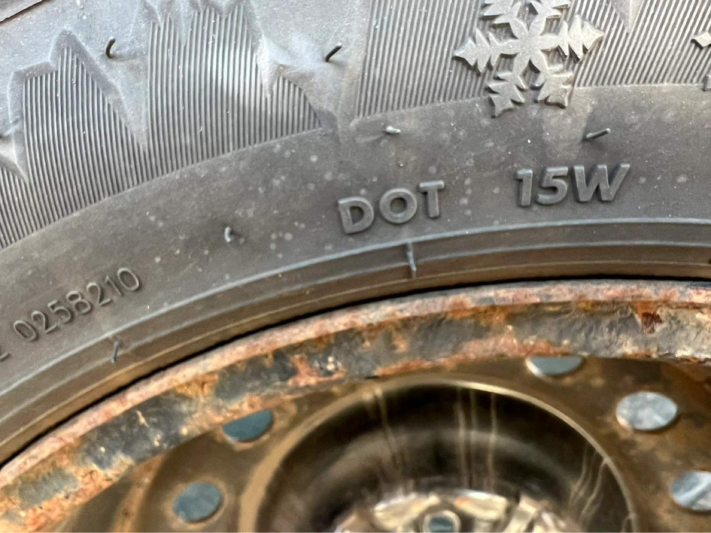 205/60R16 GT Radial ICEPRO3 Winter tires On rims - photo 2
