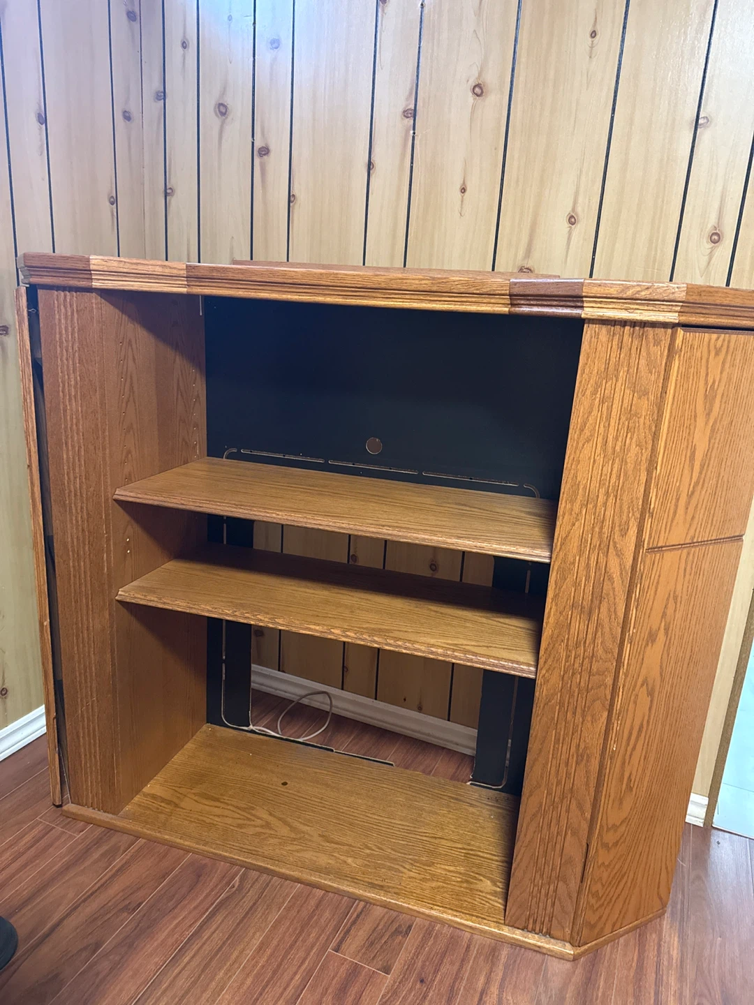 Oak Corner Media Stand