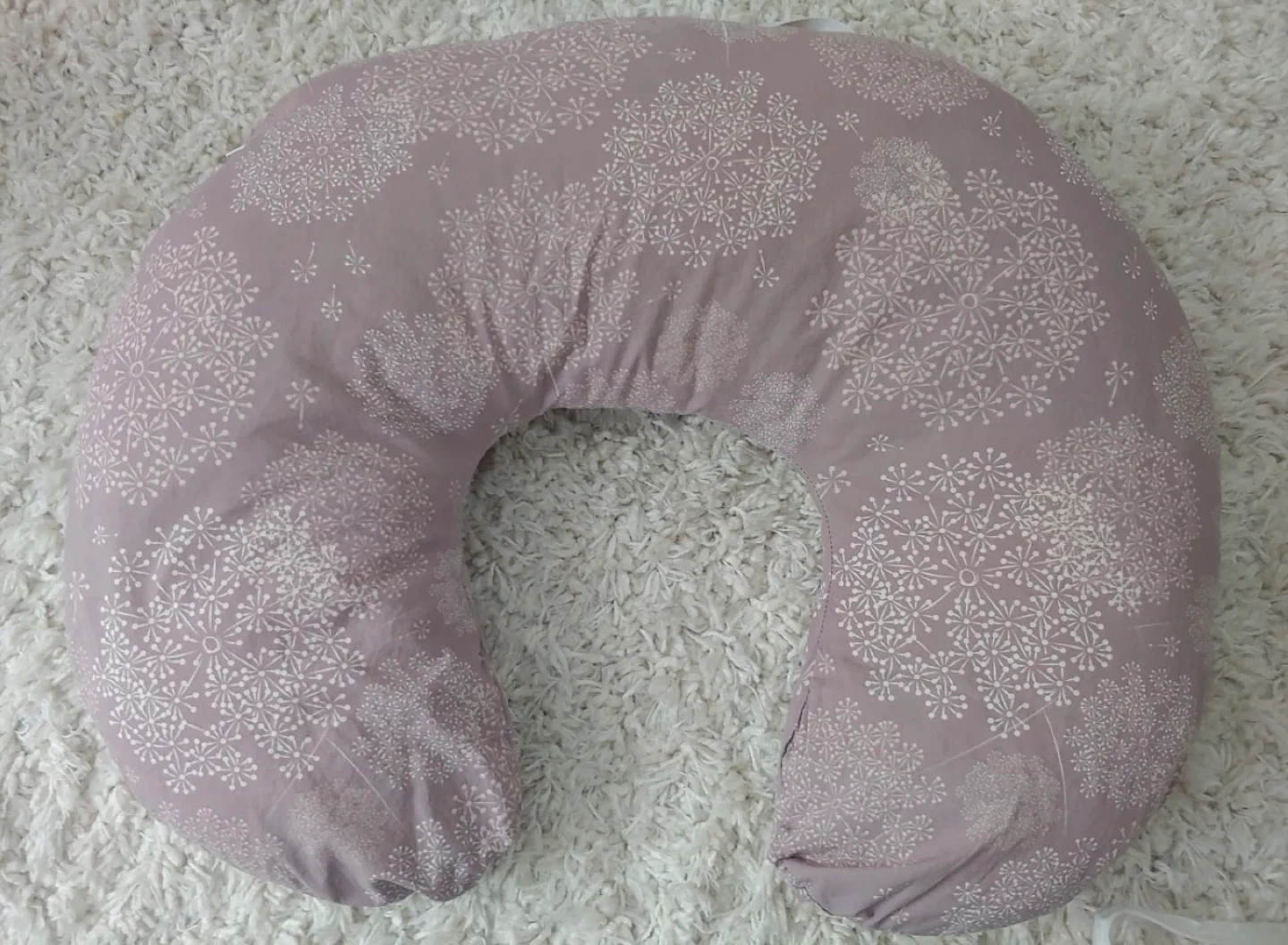 Nursing Pillow with Dandelion Print