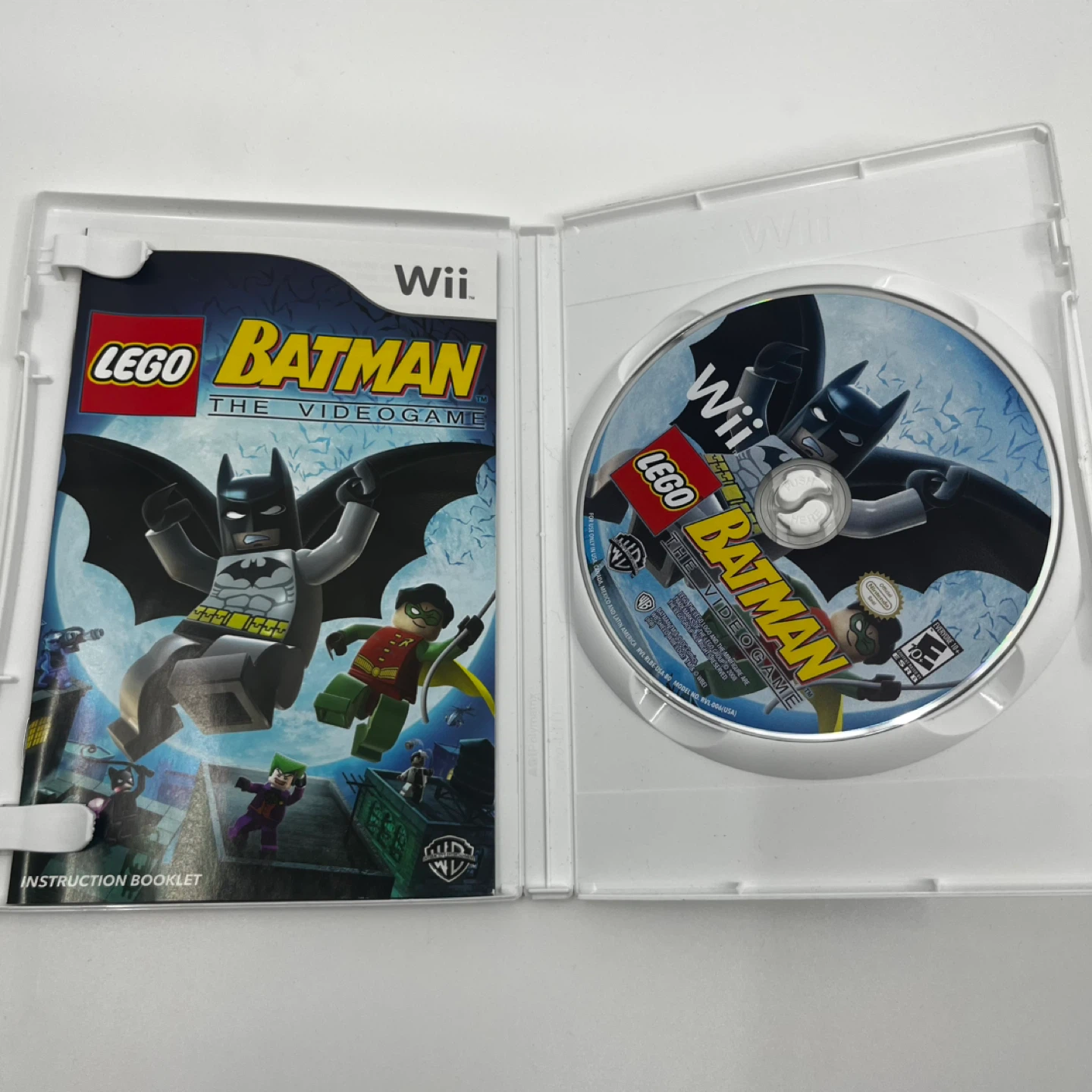 LEGO Batman: The Videogame for Nintendo Wii - photo 2