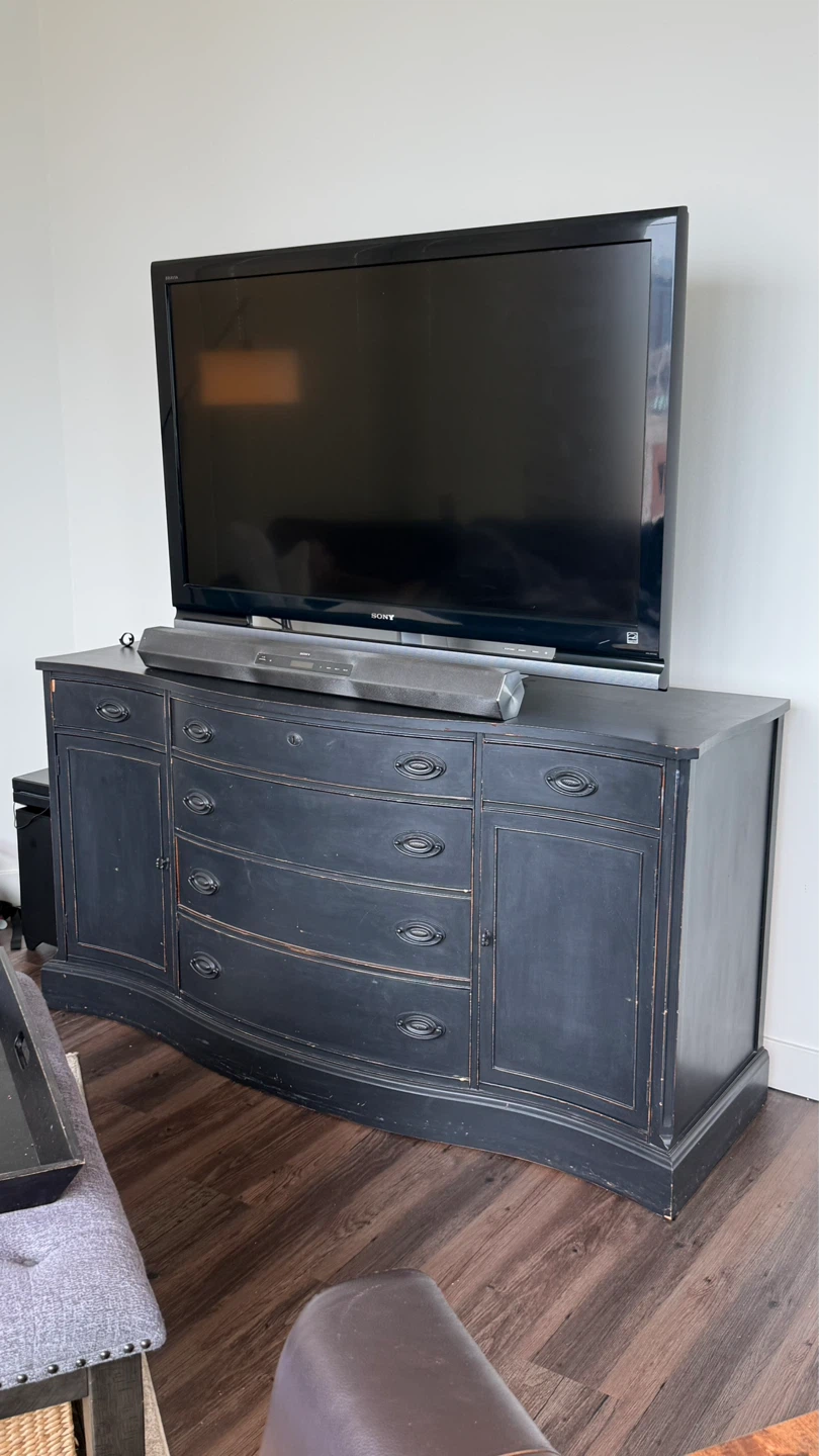 TV Stand/sideboard (tv not included)
