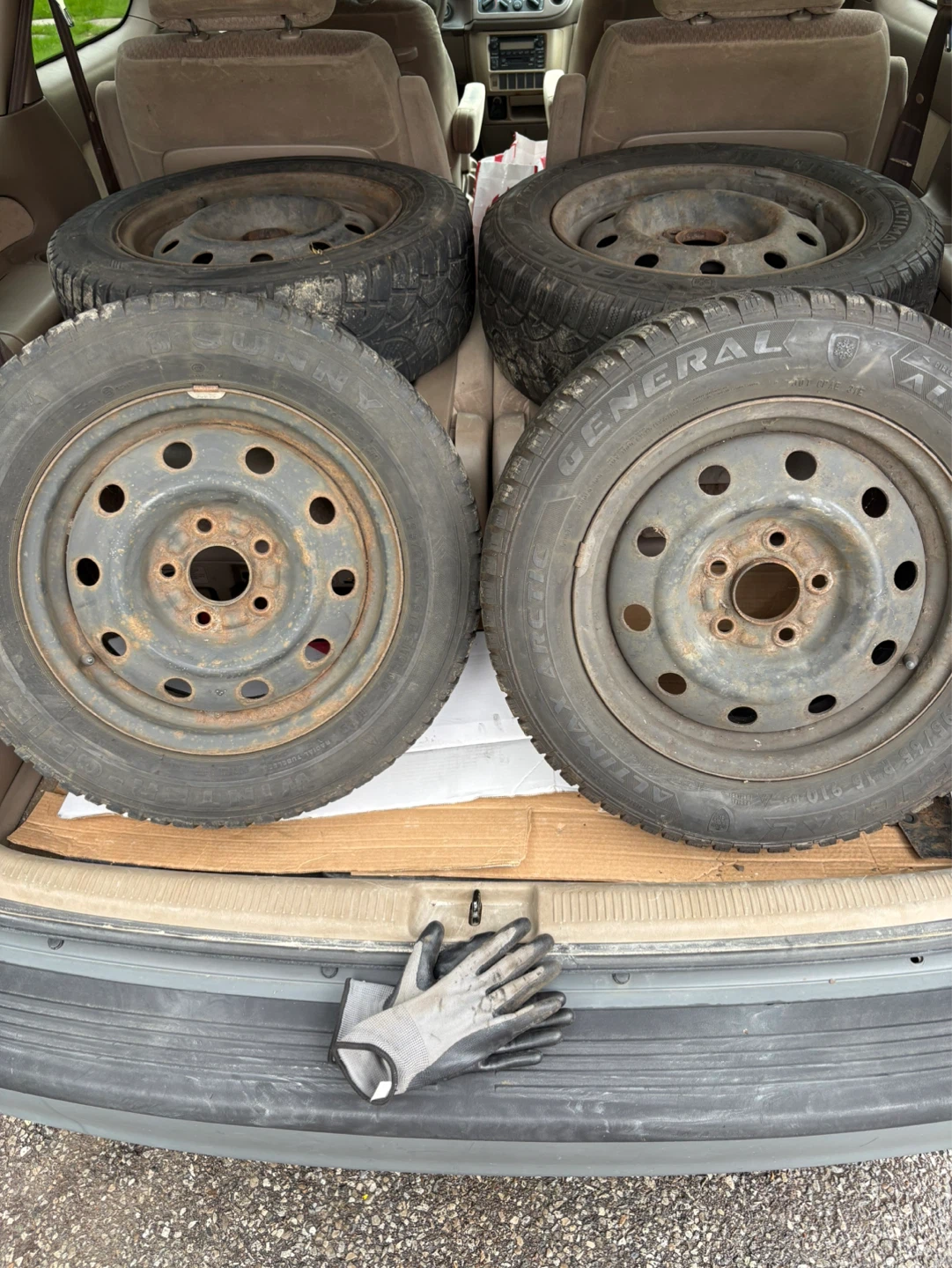 Set of 4 winter tires and rims