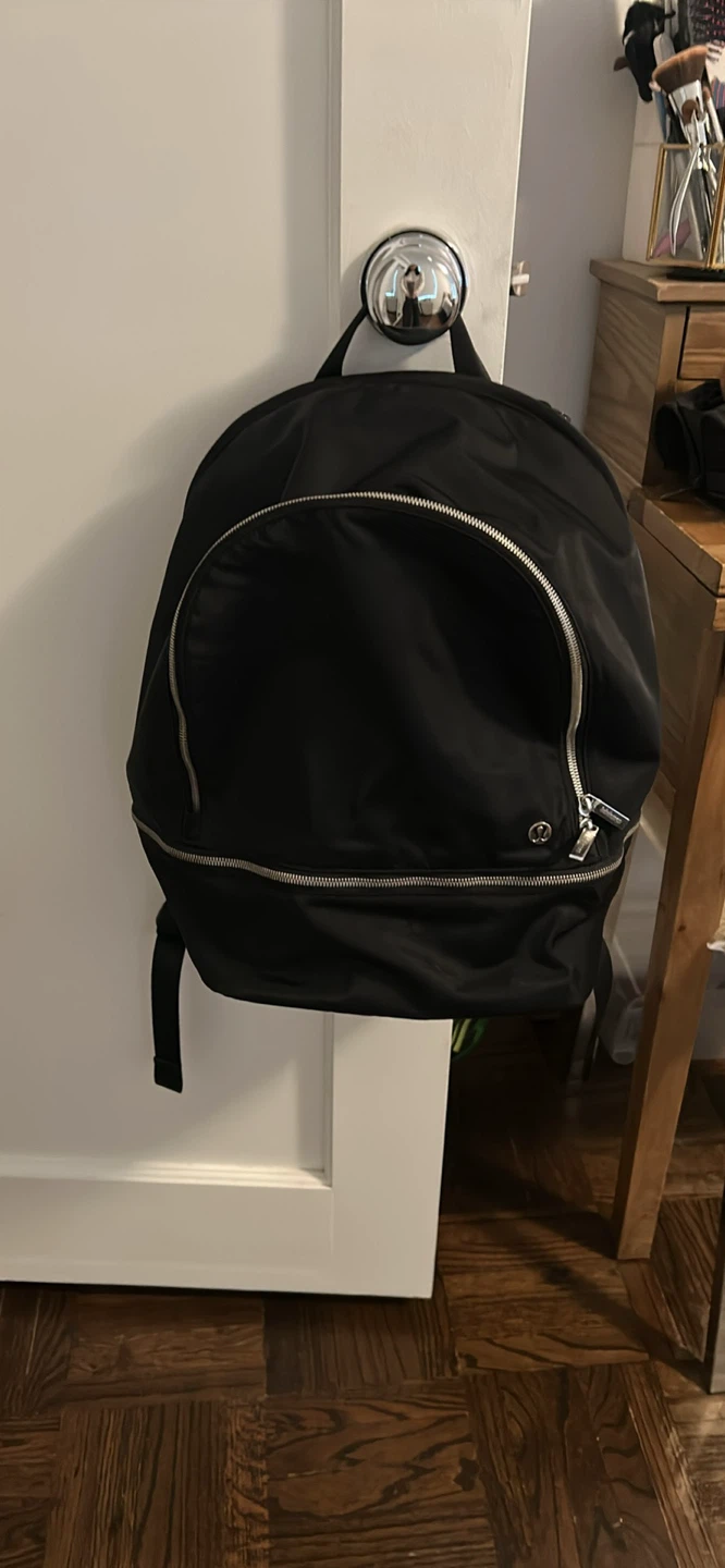 Lululemon Black Backpack - photo 4