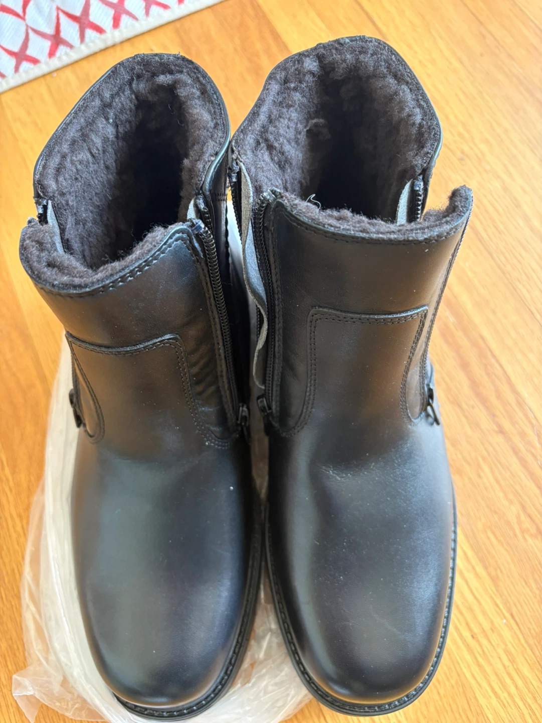 Luca Ferri Black Winter Boots - Size 7 (US)