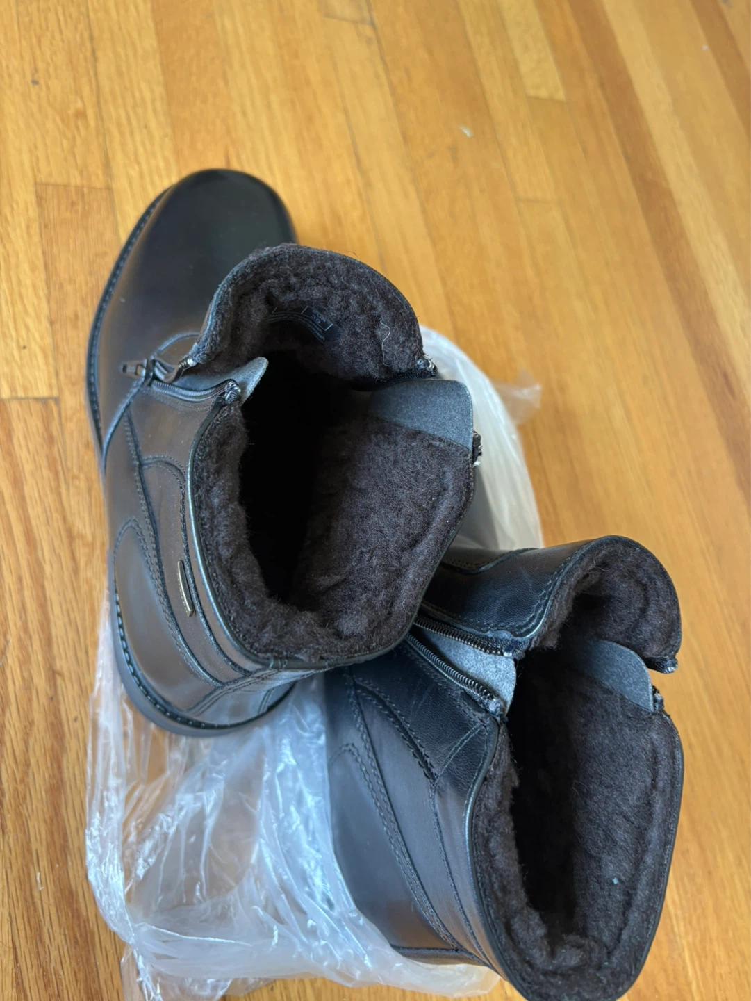 Luca Ferri Black Winter Boots - Size 7 (US) - photo 2