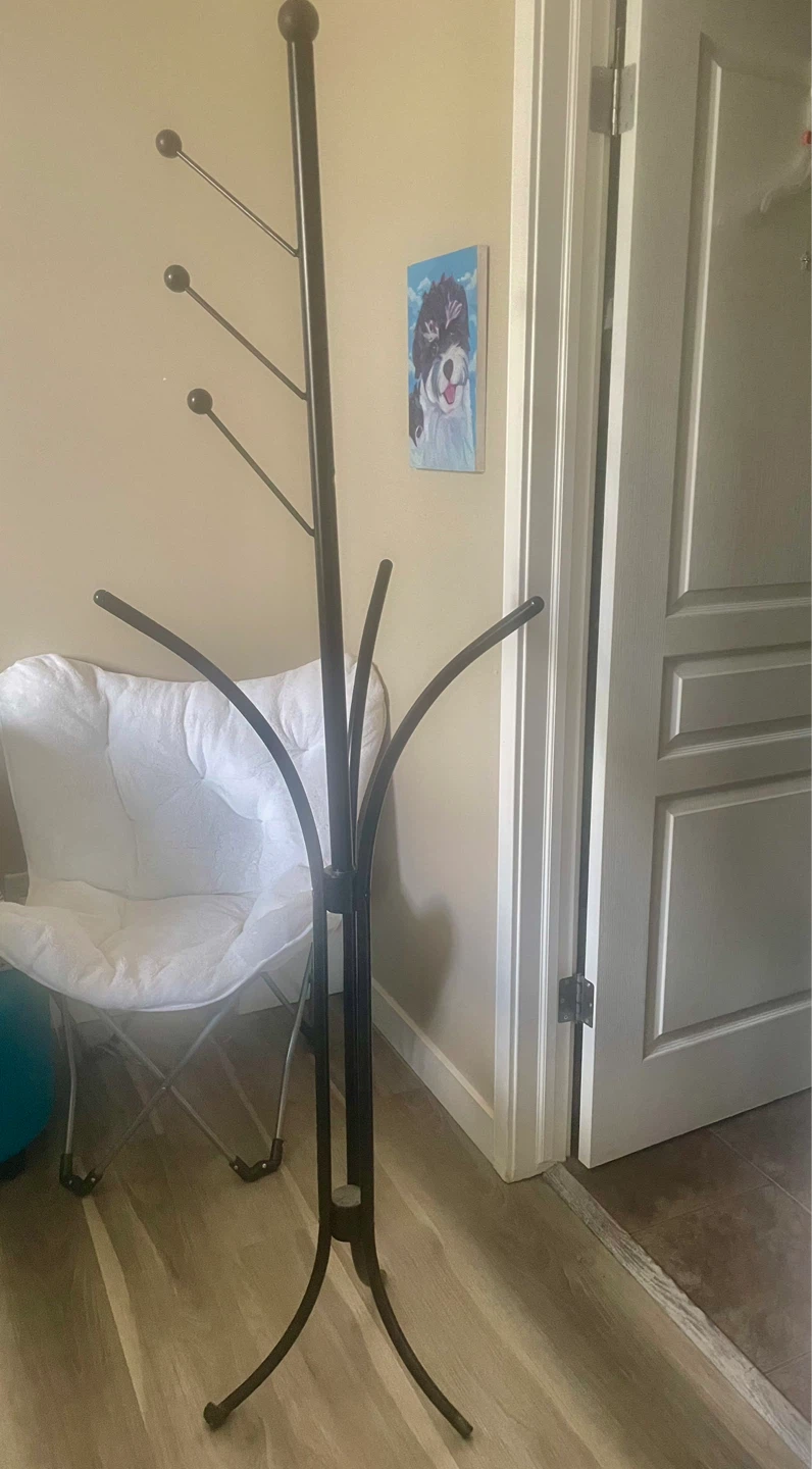 Black Metal Coat Rack
