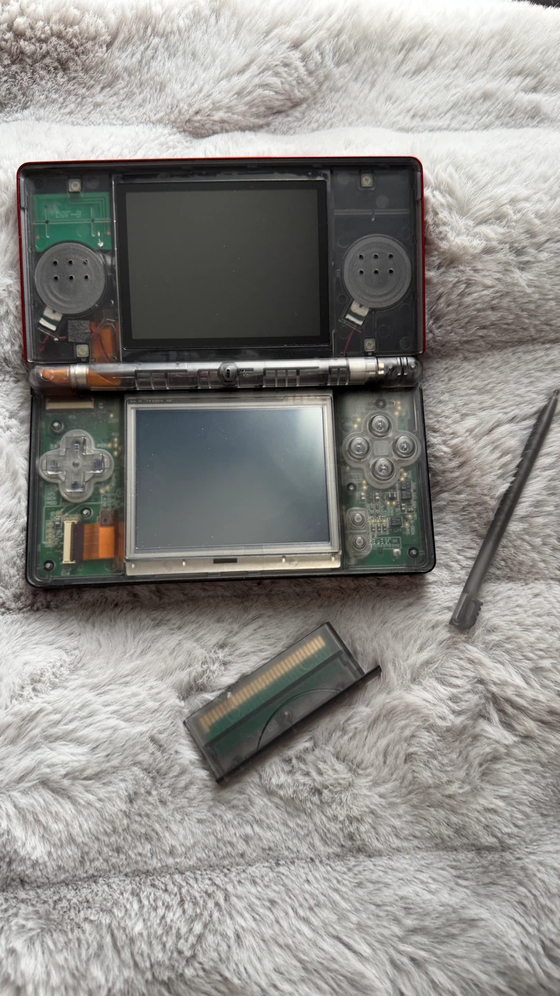 Nintendo DS Lite Red - photo 2