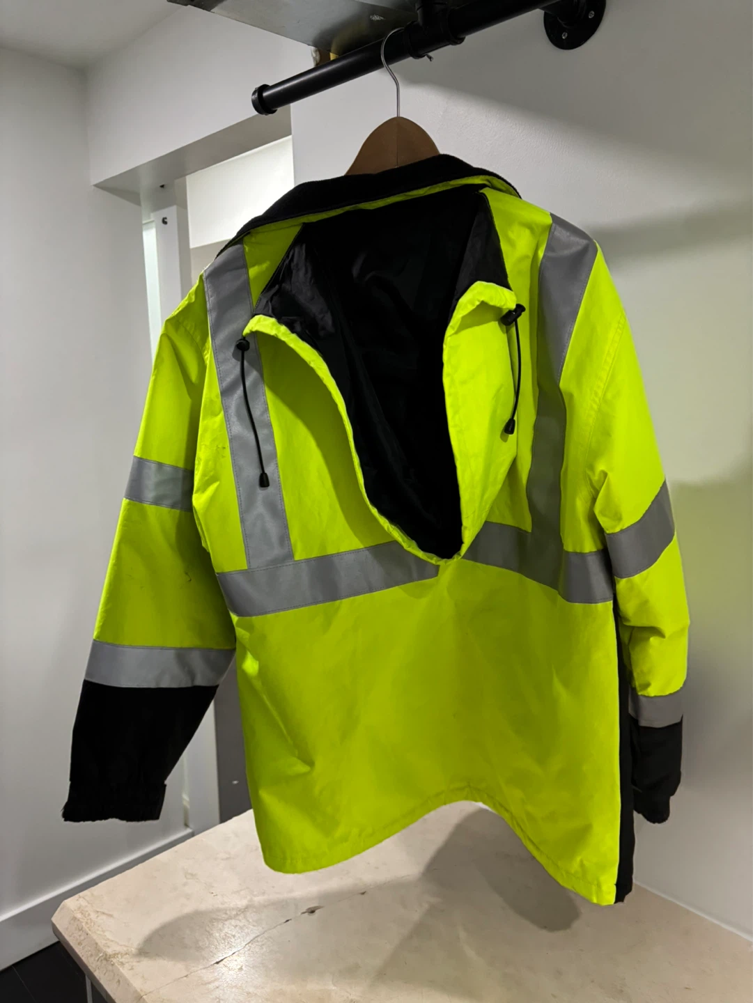 Tri-Mountain High Visibility Jacket - Size Medium - photo 3
