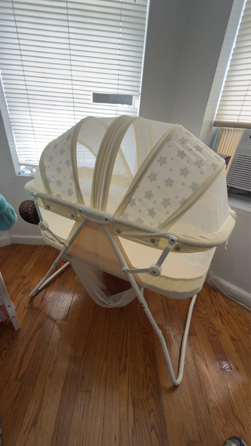 Dream On Me Karley Bassinet