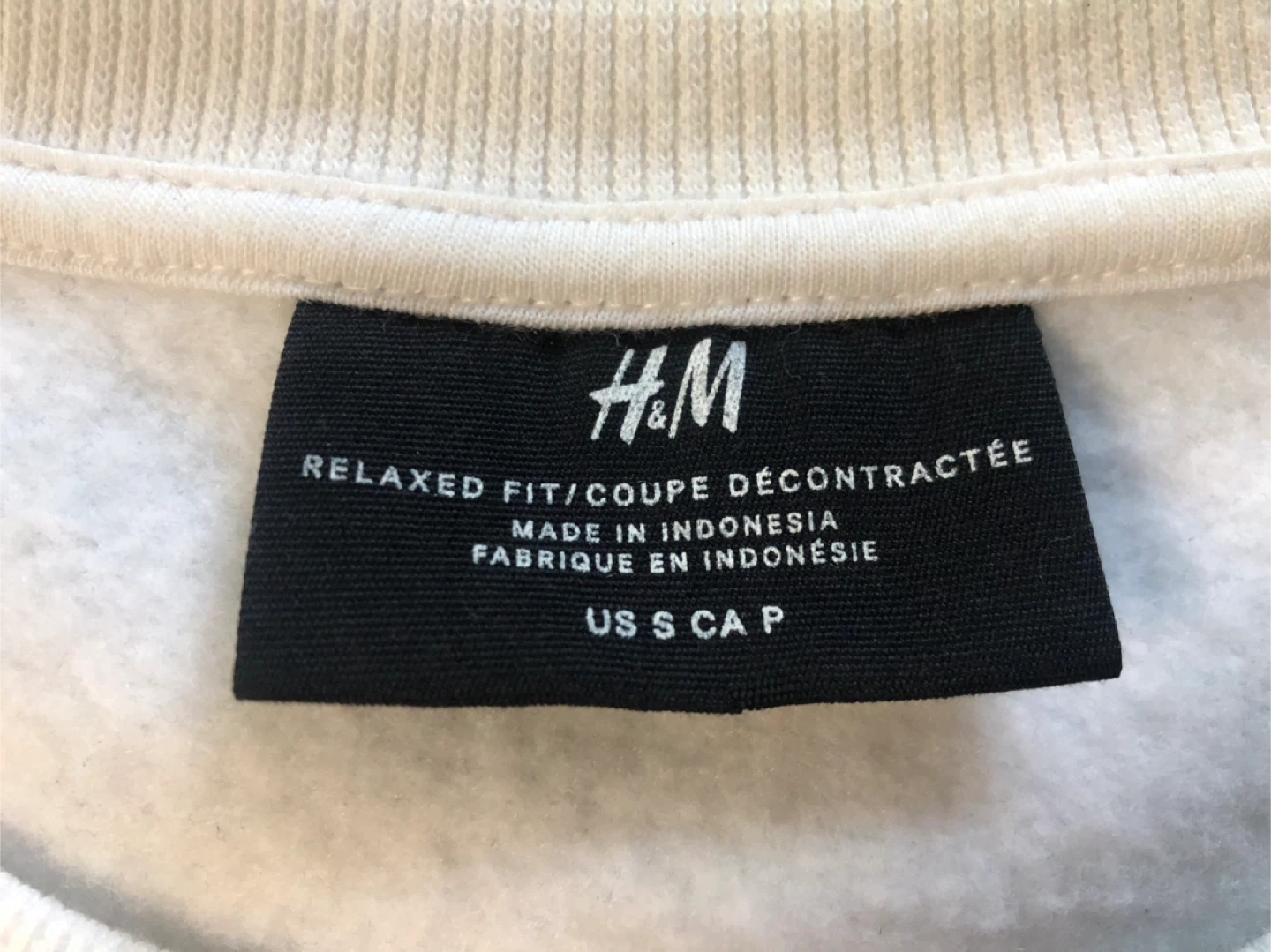 H&M White Crew Neck Sweatshirt - Size S - photo 2