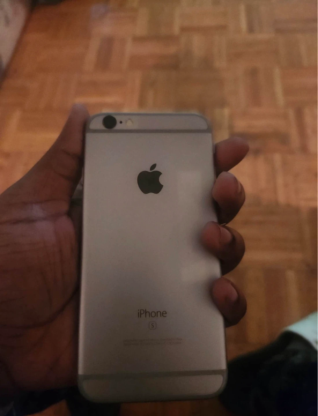 Apple iPhone 6s - Silver - photo 3