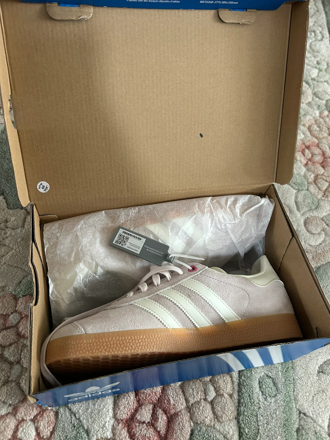 Adidas Gazelle Valentine’s Day Blush Pink - photo 5
