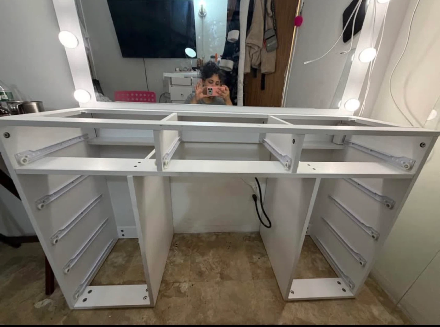 White vanity with led light mirror