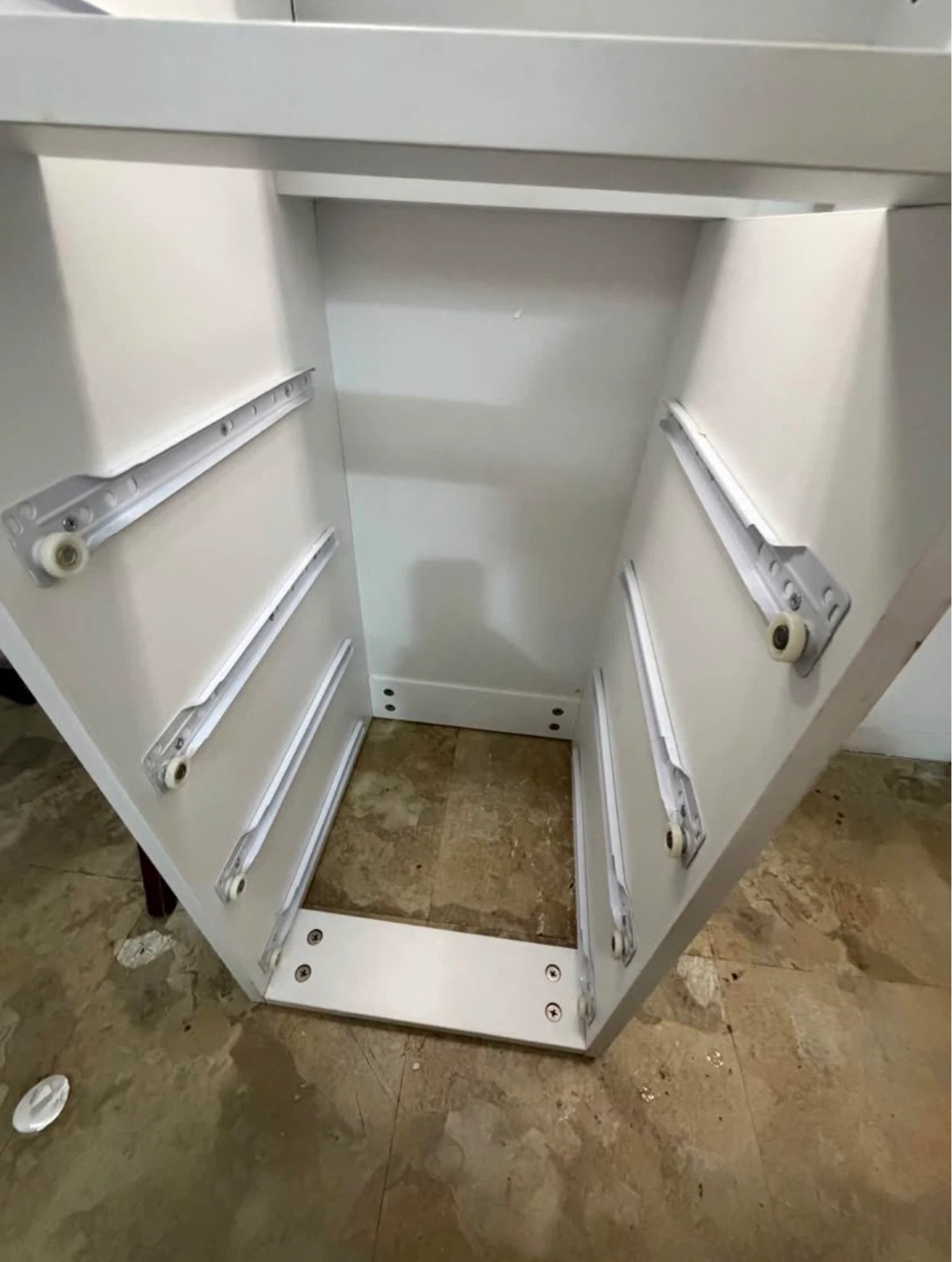 White vanity with led light mirror - photo 2