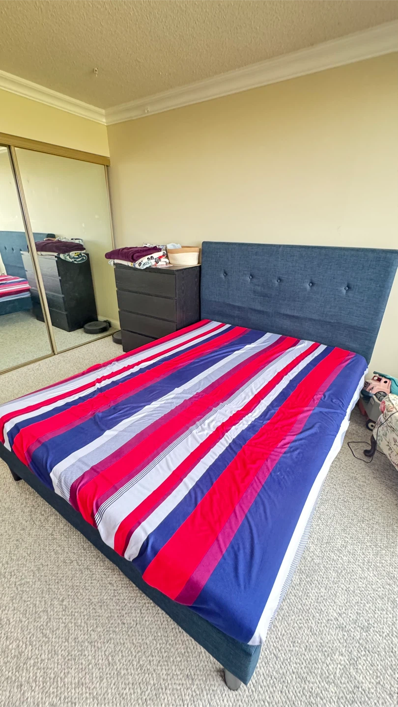 Queen bed