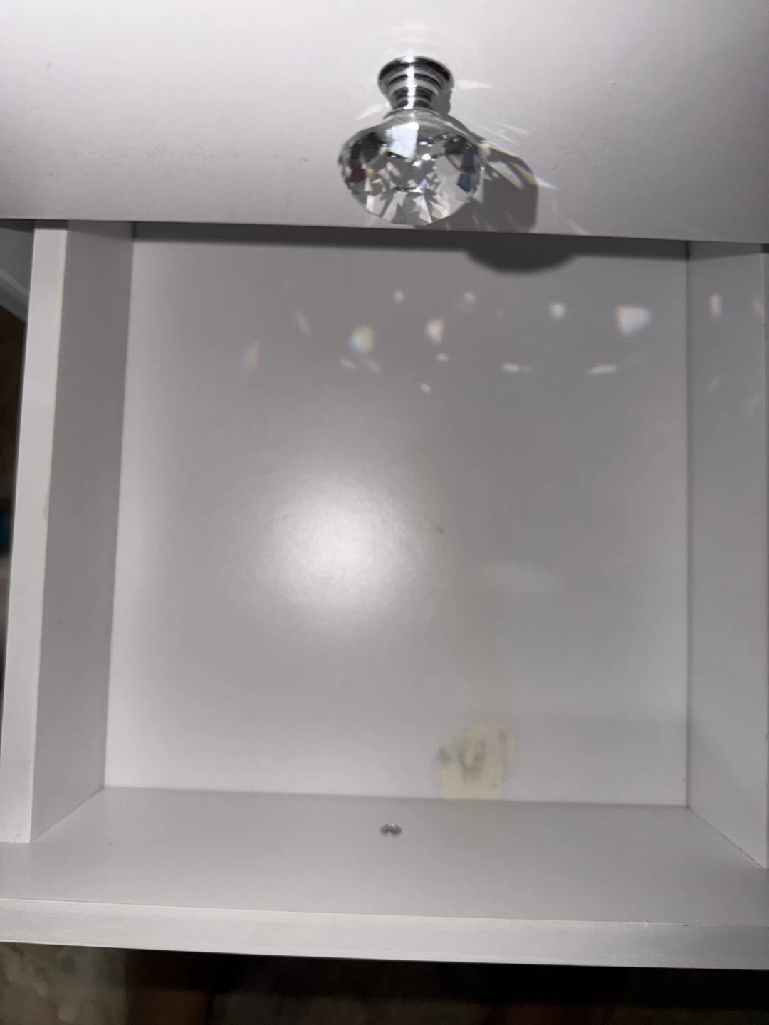 White vanity with led light mirror - photo 4