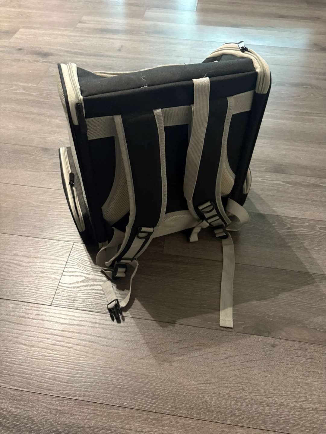 Black and Grey Pet Carrier Backpack - Cats or dogs - photo 4