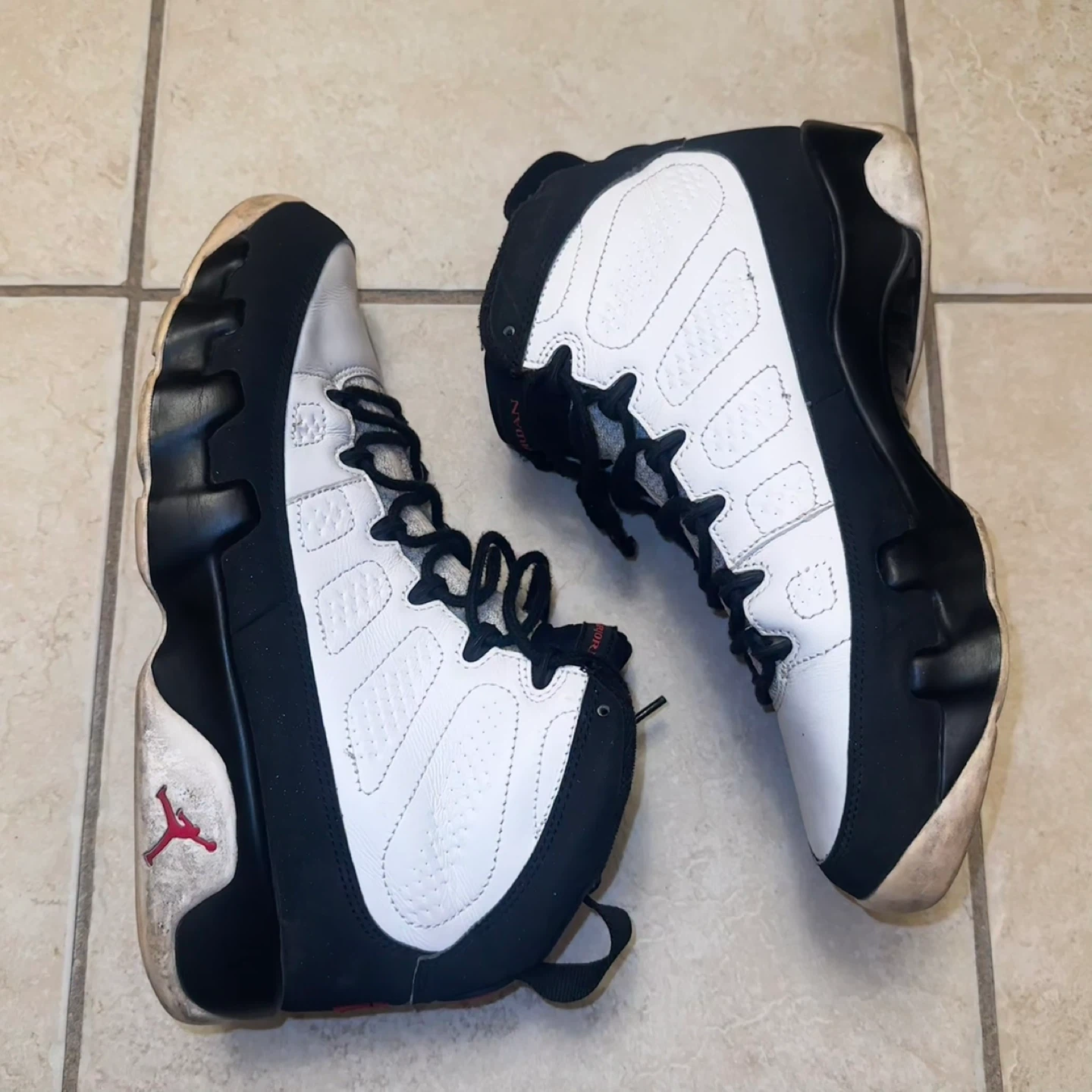 Air Jordan 9 Retro Size 9.5