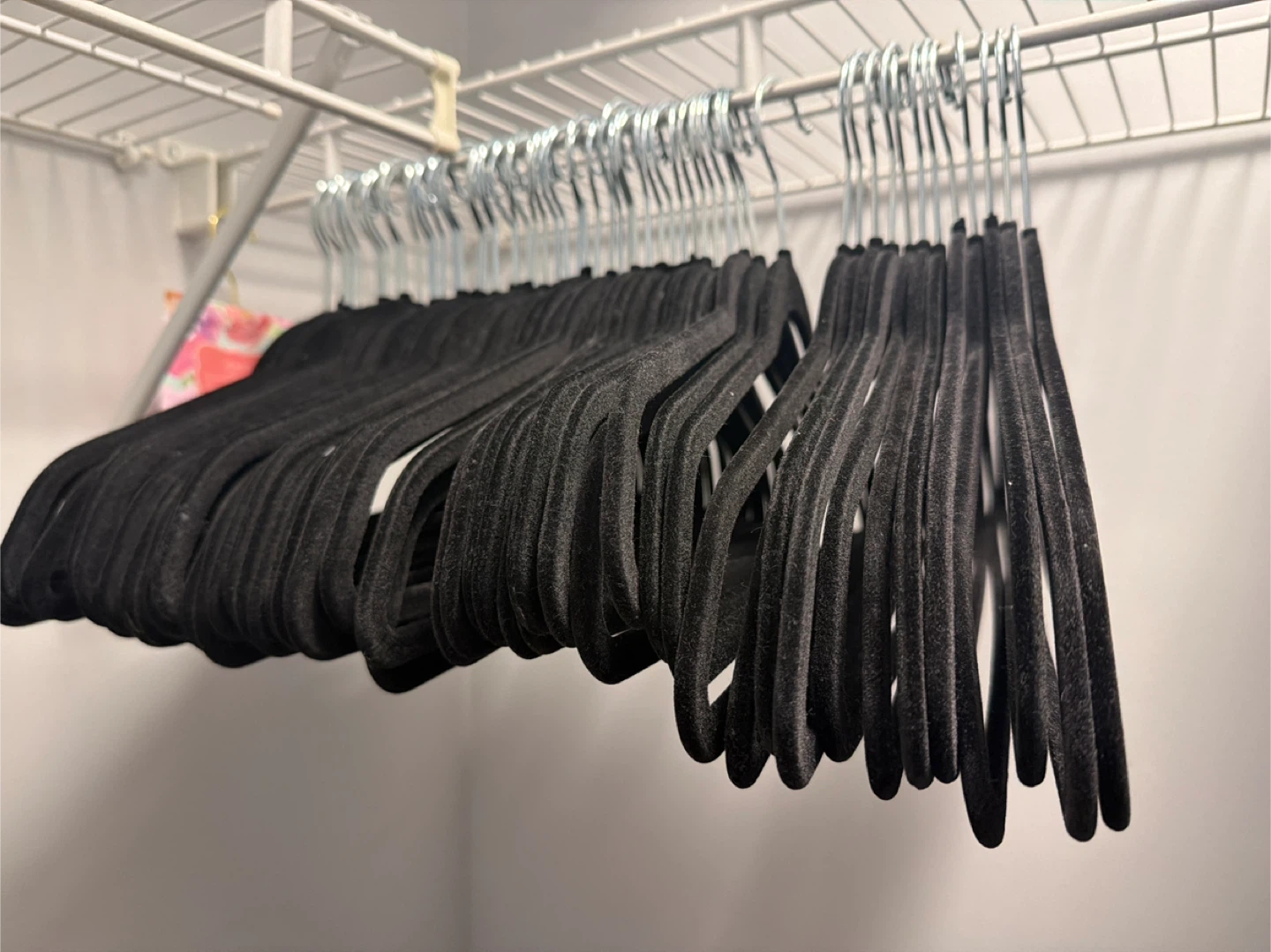 Black Velvet Hangers (Set of 80)