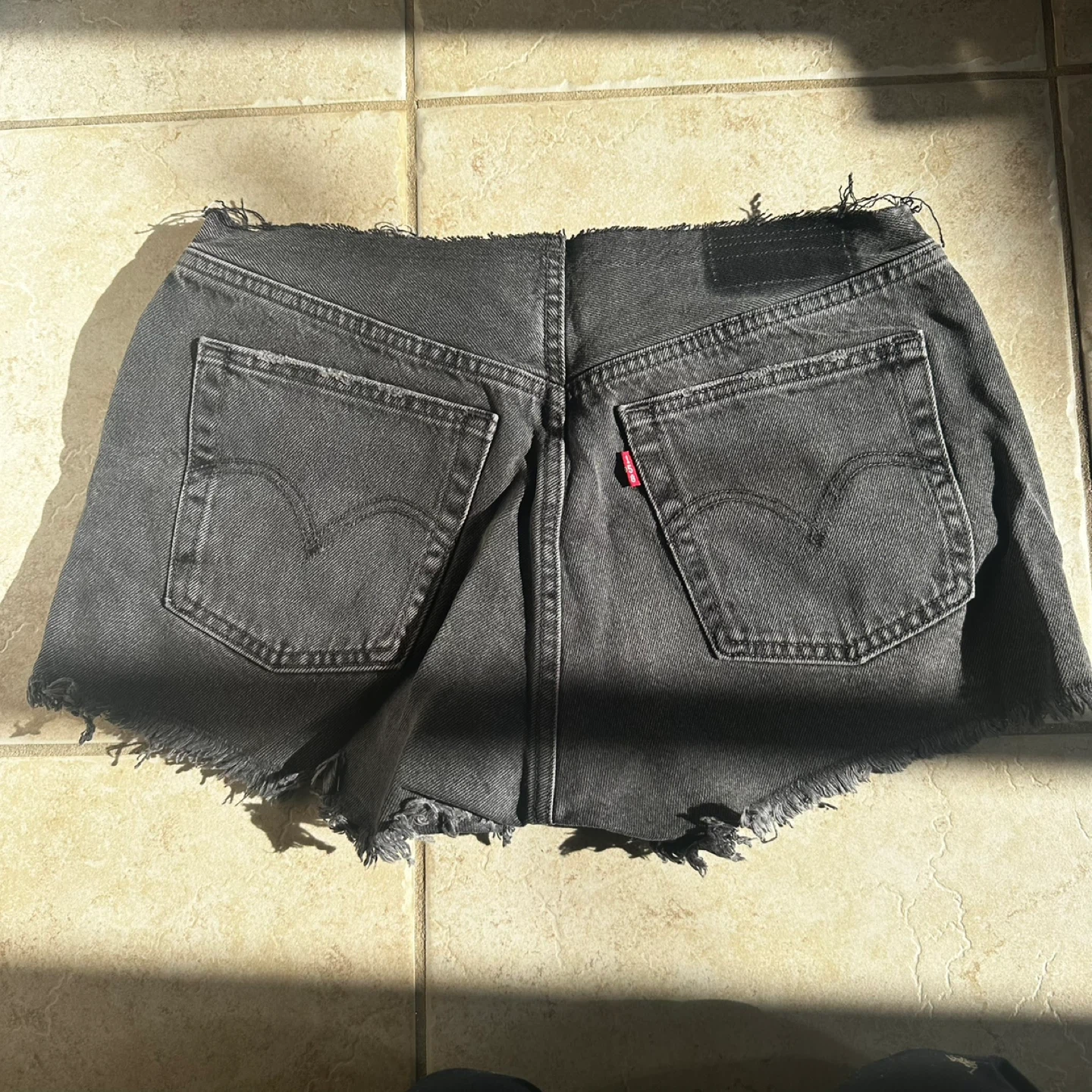 Levi's Women's 501 High Rise Cut Off Shorts Black Size 28