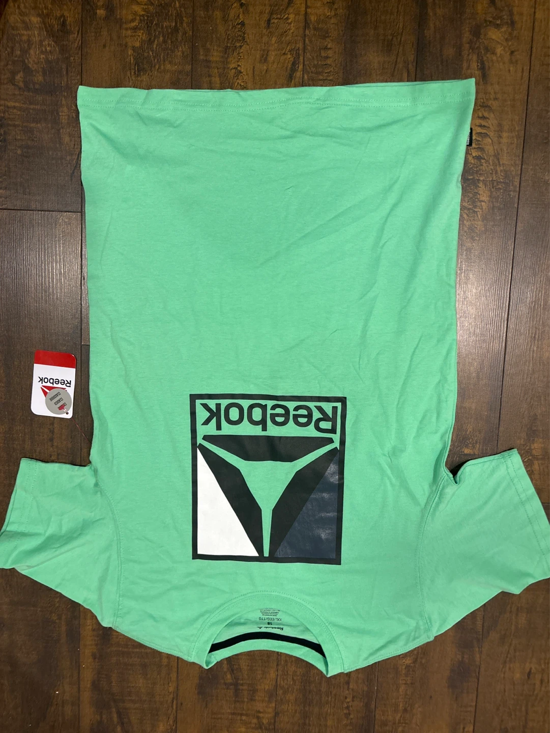 Reebok Green Graphic T-Shirt Size XXL Youth