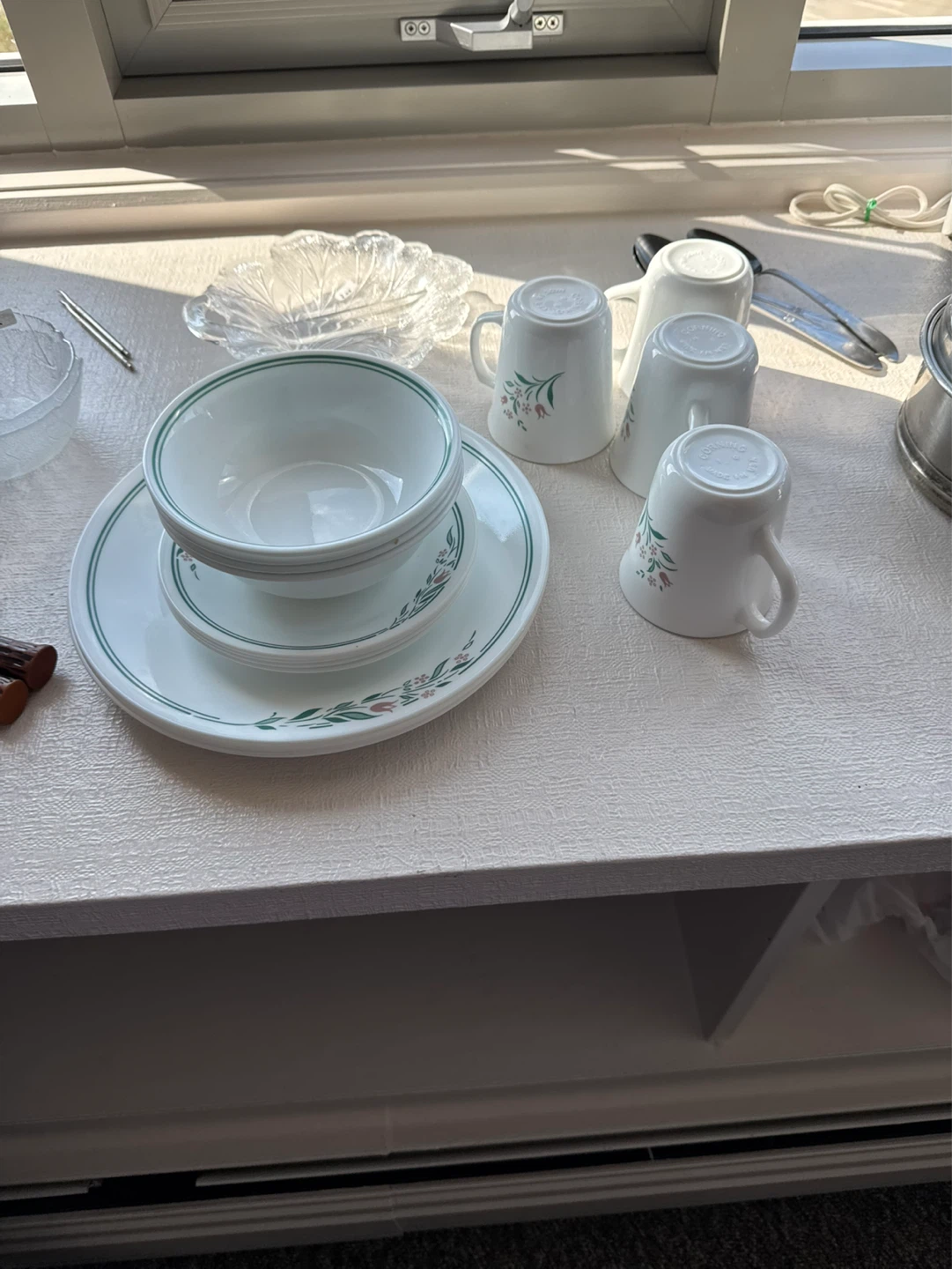 Corelle Winter Frost White Dinnerware Set with Mugs