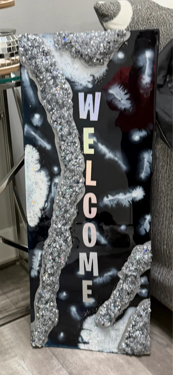 Resin Art "Welcome" Sign - photo 2