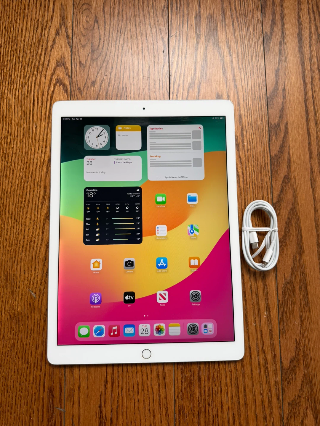 Apple iPad Pro 12.9” 2nd Gen 64GB Silver