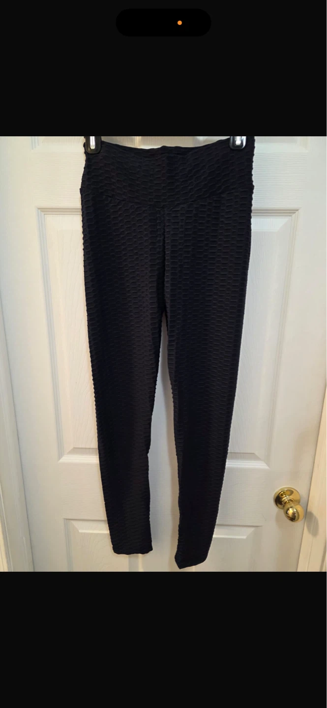 Textured High-Waisted Leggings - Multiple Colours Available - photo 4